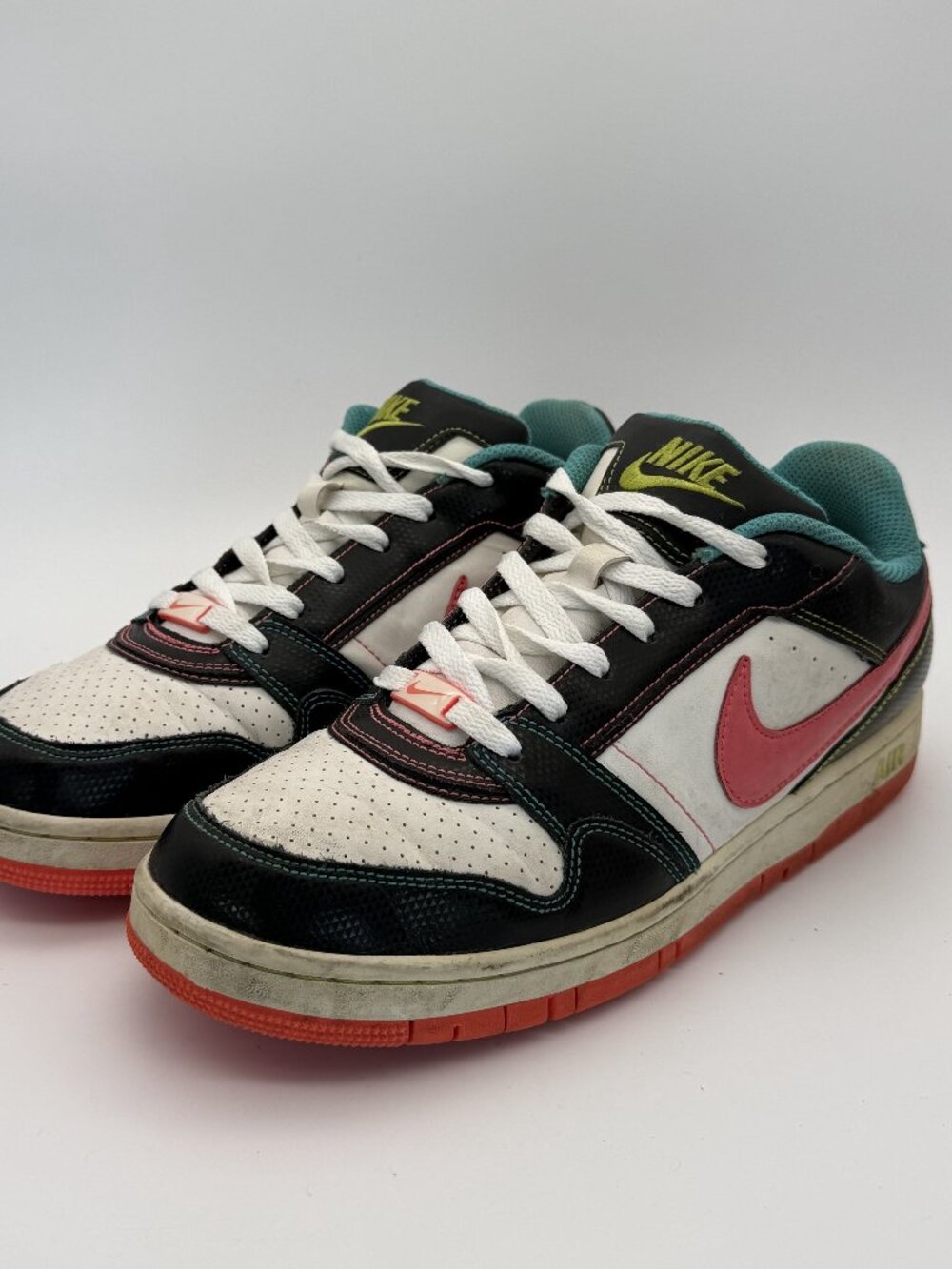 Nike Air Prestige III Low Sneakers White Black Pink Blue Women's Size 10